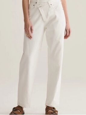 Agoldd Women's White criss cross Straight-Leg Jeans